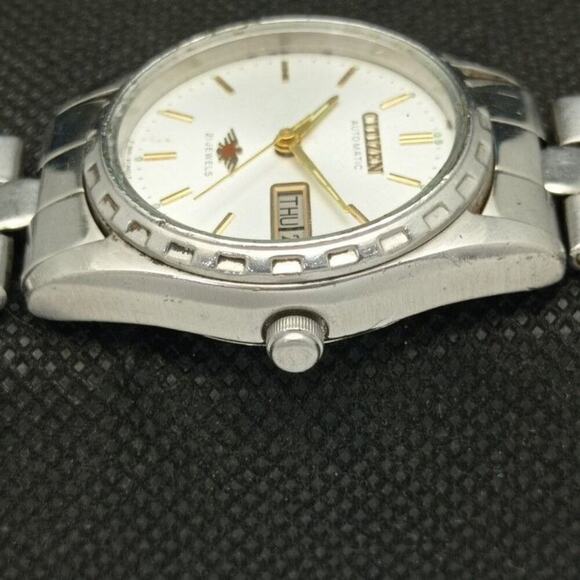 Vintage 1987 Citizen Automatic Mens Silver Watch W/daydate & Gold accents - Picture 5 of 8